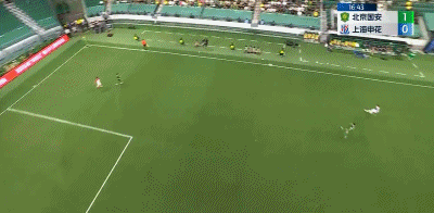 ⚽中超半场：恩加德乌头球建功 马莱莱失良机 国安暂1-0申花