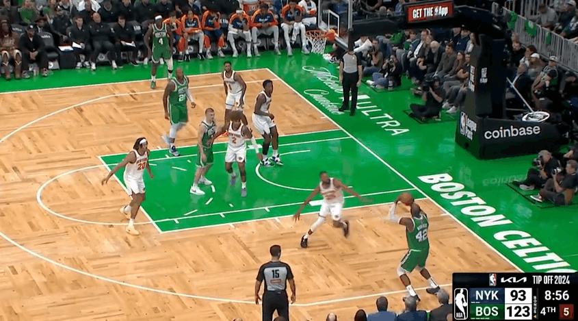 🍻霍福德命中凯尔特人本场比赛第29记三分球 追平NBA单场三分纪录